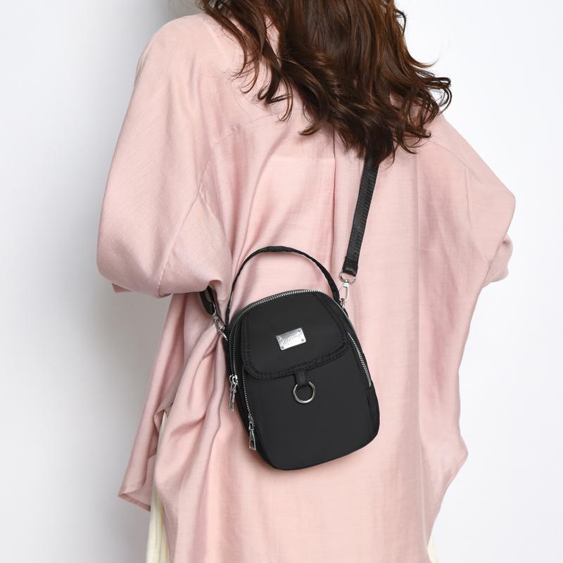 Water-Resistant Women's Crossbody Bag - Adjustable Strap  Zip Closure Minimalist Design Durable Polyester Lining