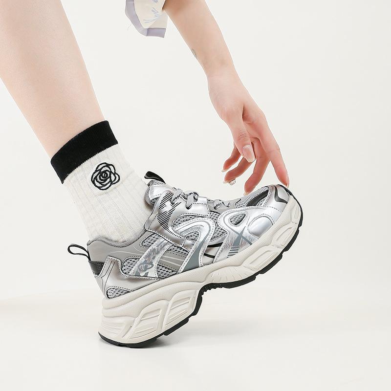 2025 Early Spring New Dad Shoes Women's Thick-soled Lightweight Soft-soled Retro Non-slip Heightening Breathable Sports and Leisure Shoes Women