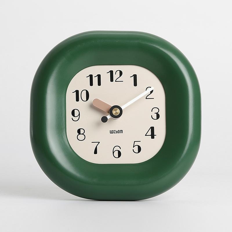 Decorative Items for the Home Living Room Entrance, Office Desk Accessories, Creative Cream Style Wall Clocks