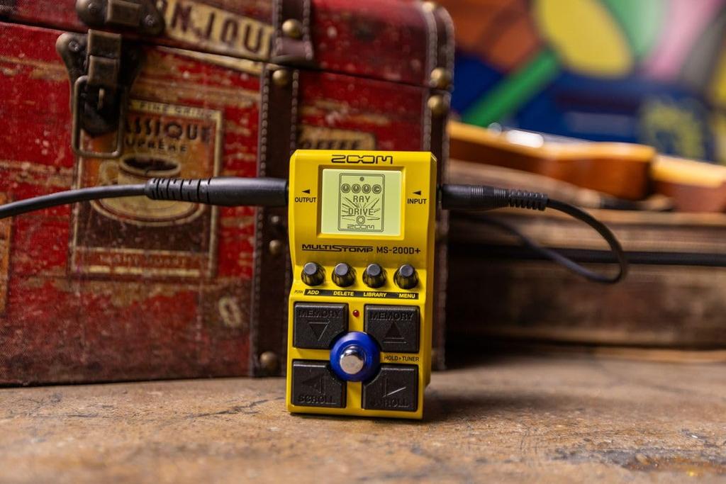 Zoom Pedale Zoom giallo giallo con 200 tipi di distorsione MS-200D+ Multi-stomp
