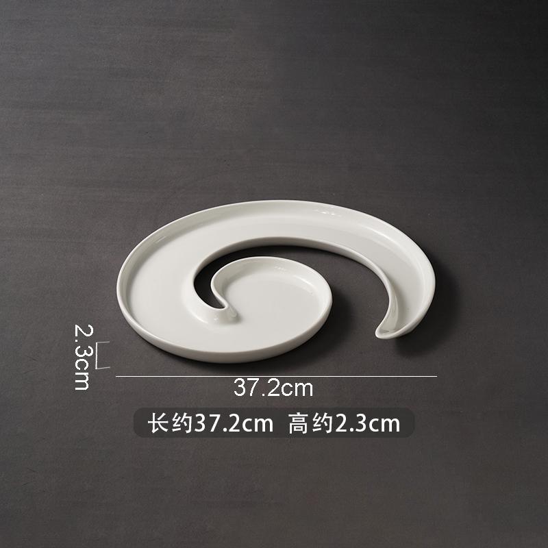 

Однотонная Г-образная керамическая тарелка для рыбы, креативная изогнутая тарелка для закусок с подносом, фирменная посуда для ресторана