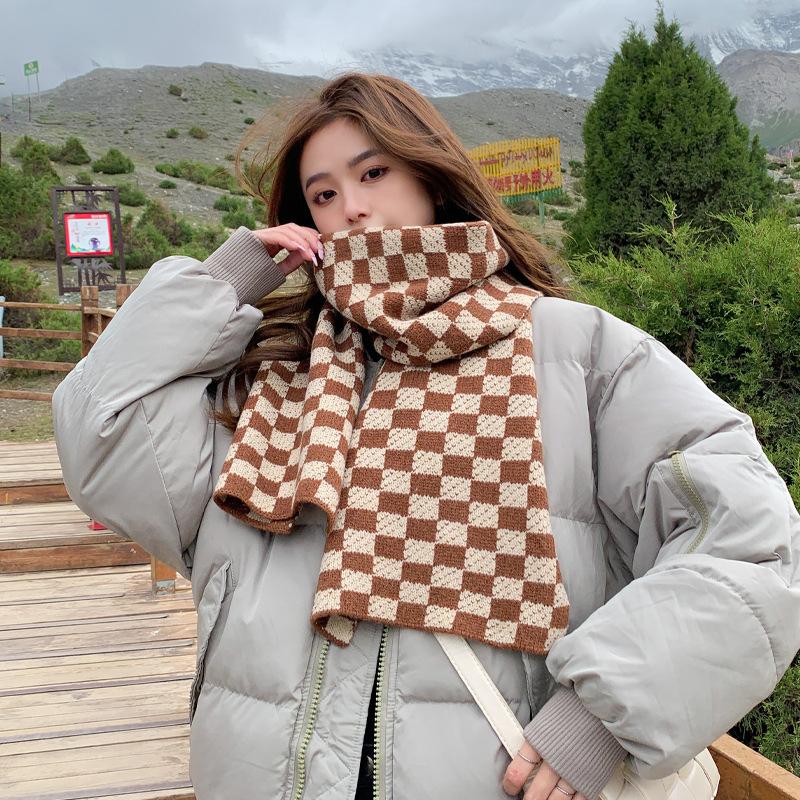 New knitted checkerboard plaid scarf women's autumn and winter Korean version thickened warm versatile wool student scarf