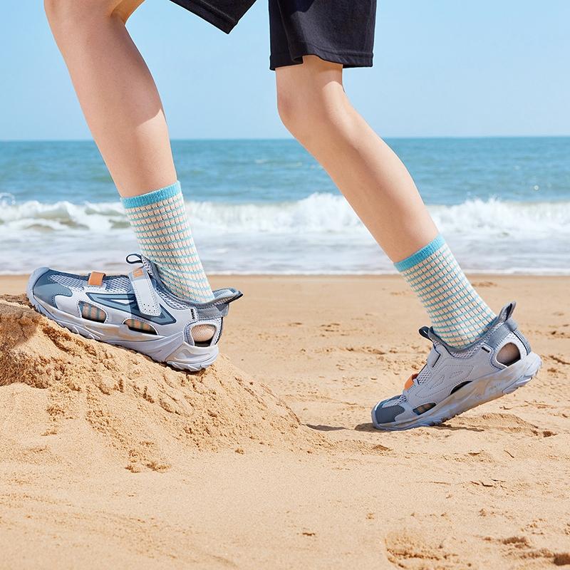 Anta Kids Trendy Fashion Color Block Comfortable Versatile Slip-On Beach Shoes Men Sandals A12526945