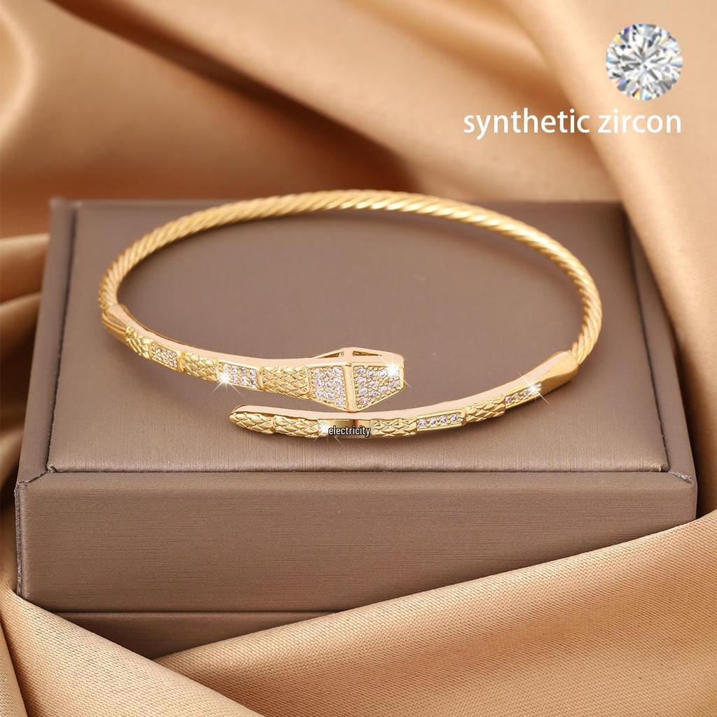 Exquisita Pulsera de Uñas con Circonita Europea y Americana: Diseño Abierto de Gama Alta