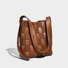 Fashionable retro woven bag, new niche high-end large-capacity commuter bucket bag, shoulder bag, crossbody bag, underarm bag