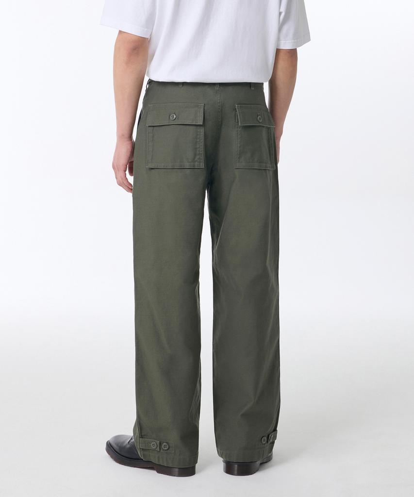 MUSINSA STANDARD Back Satin Bellows Pocket Fatigue Pants [Khaki]