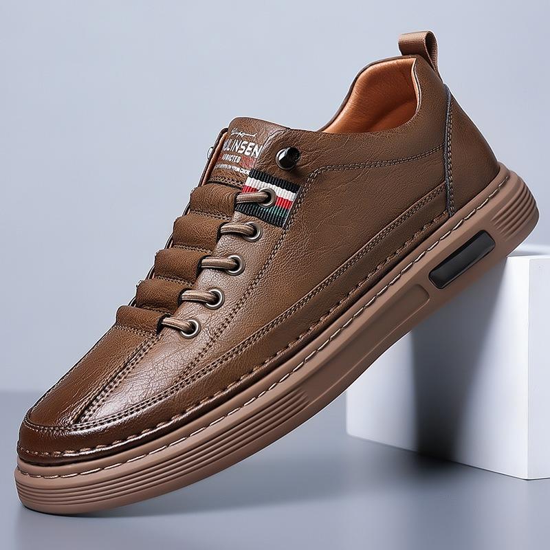 New Men's Shoes Spring Business Casual Leather Shoes Soft Leather Soft Sole Light Sports Niche Non-slip Wear-resistant Board Shoes