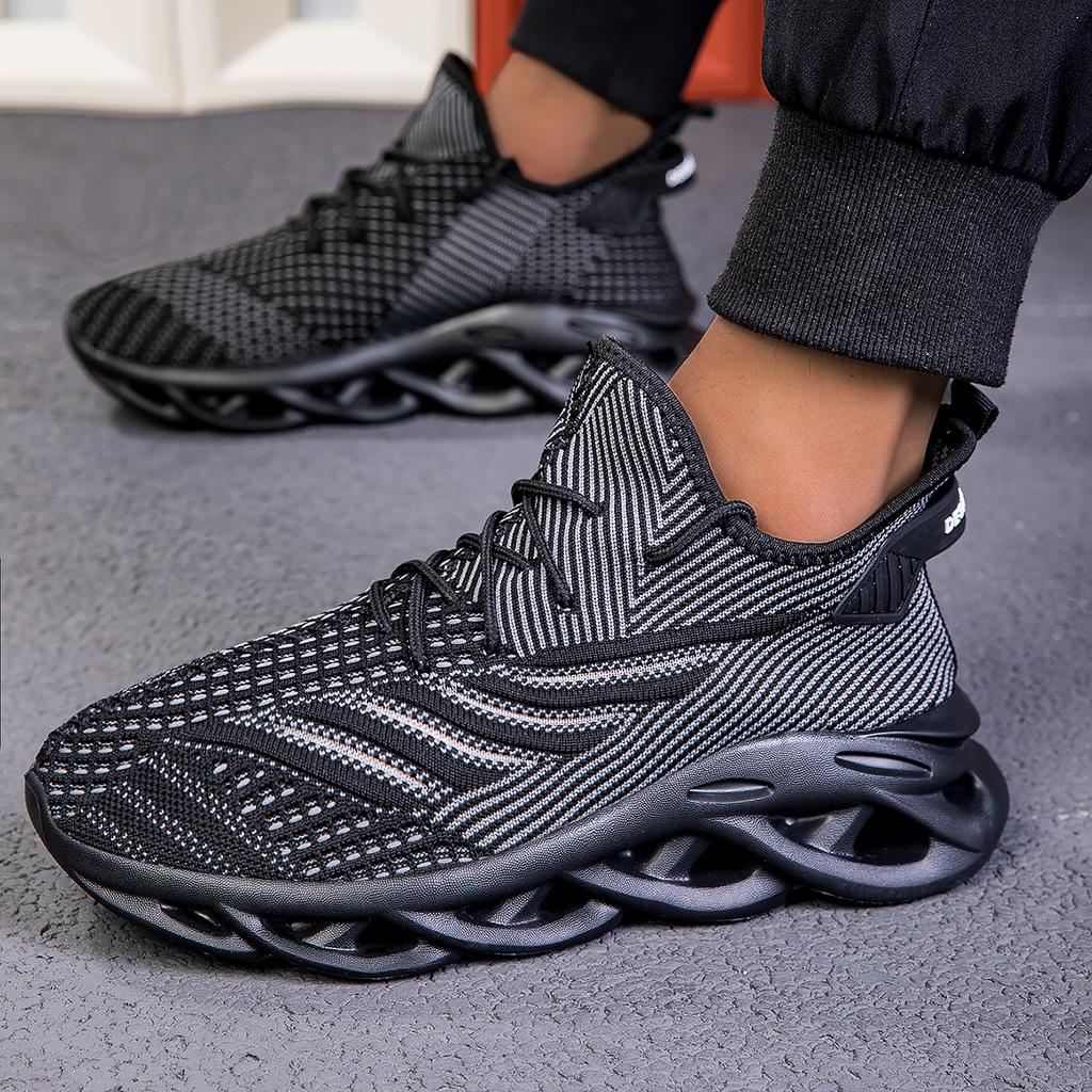ELUVA Unisex Running Shoes Women Men Lightweight Mesh Breathable Comfortable Flat Soft Tennis Shoe Non Slip Lace-up Sneakers Man