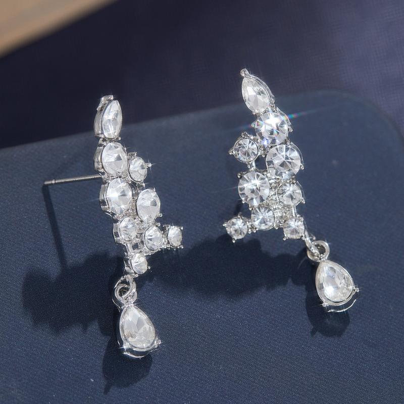Beautiful Luxury Ultra Flash Zircon Earrings for Women Luxury Fashion Wedding Bride Zircon European and American Trendy Gifts