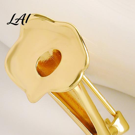 Elegant Fashion Accessory Peanut/Calla Shaped Flower Insert Brooch DIY Wearable Bouquet Holder Alloy Shirt Pin Brooch Clip Metal Vase Lapel