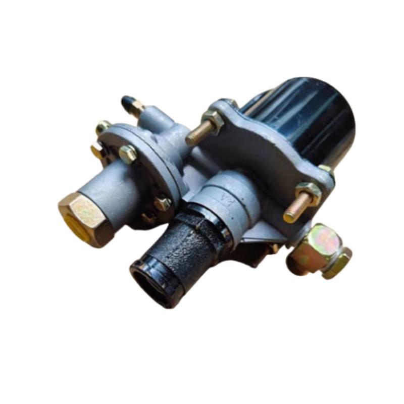 Dongfeng EQ1118G Clutch Slave Cylinder