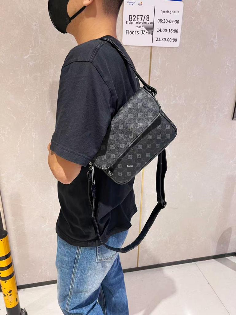 Trendy Floral Crossbody Tote: Korean & Japanese Design for Men & Women