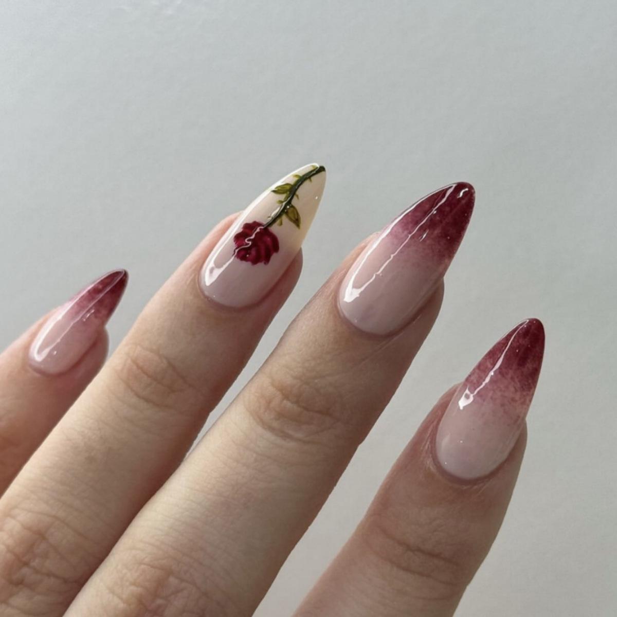 

24-Piece European & American Ombre Rose Fake Nails: Reusable French Nail Art Patches
