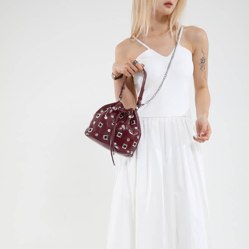 Fashion Rivet Bucket Bags for Women Handbag Hollow Studded Shoulder Crossbody Bag NEW Luxury PU Leather Clutch Ladies Purses