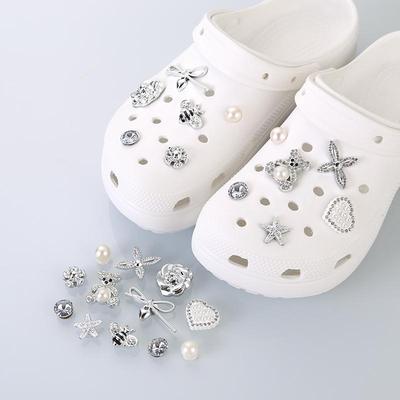 Three-Dimensional Shoe Flower Buckles for Crocs