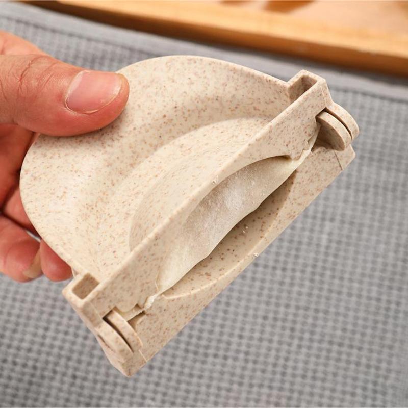 

Wheat Straw Dumpling Mold Head Press Dumplings Mold Wrapper Mold Artifact