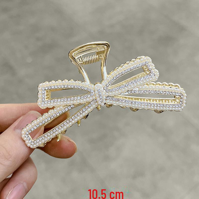 Shark Clip 2022: Fashionable Butterfly Hair Claw, Elegant Large Floral Design for Ponytail and Back of Head Styling