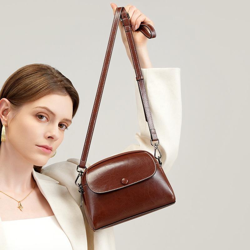 Hot-selling Women's Bags New Fashion Women's Shoulder Bags Women's Cowhide Leather Small Bags Niche Messenger Bags Women
