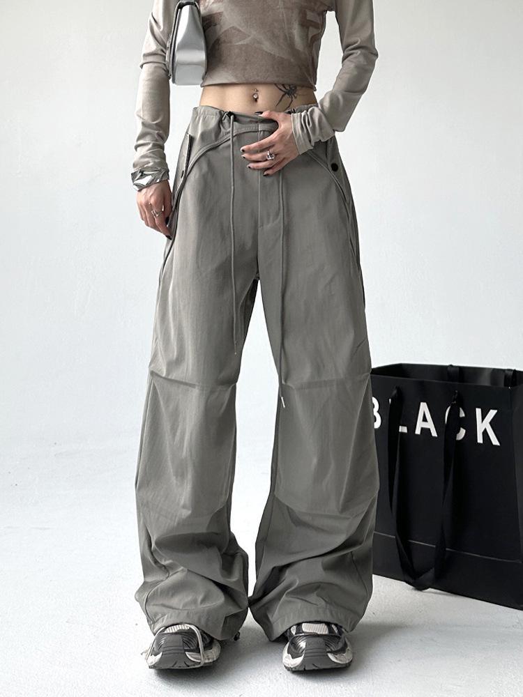 Spring & Autumn Women's Wide-Leg Pants: Elegant, Loose, Floor-Length Sports Trousers in American Style.