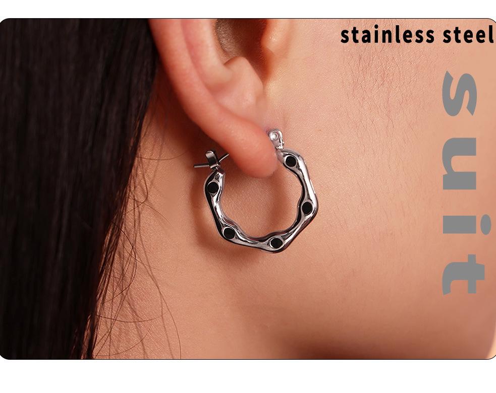 Gold-Plated Titanium U-Shaped Drip Oil Ear Cuffs - European & American Style Earrings for Women