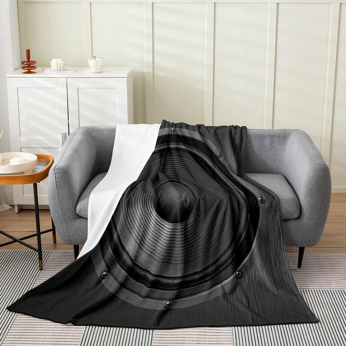 

Retro movie poster Printed Blanket for Sofa Bed Travel Camping Living Room Office Conditioning Blanket for All Seasons Gifts 75x100cm
