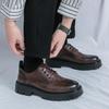 Venda quente sapatos masculinos de couro para aumentar a altura estilo novo e moderno Sapatos Casuais Pretos com cadarço sapatos confortáveis Masculinos