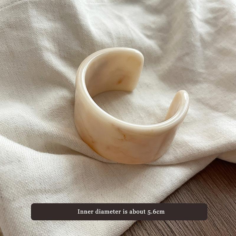 32 Style Acrylic Resin Bangles for Women Retro Punk Coffee Smudging Bangale Personality Irregular Wide Wristband Party Jewelry M