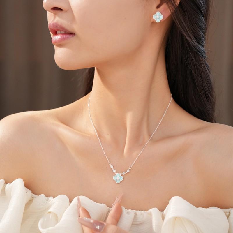Blue Clover Flower Necklace Set With Zircon Accents Minimalist Womens Daily Wear