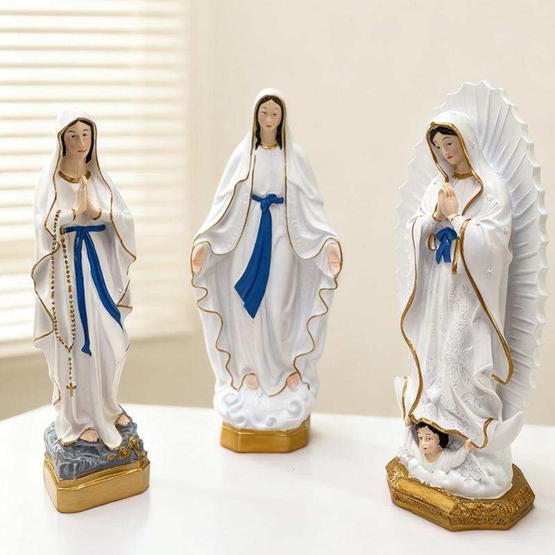 Maľovaná socha Panny Márie Guadalupskej Živicová figúrka Svätej Márie Domáce dekorácie Oltár k Panne Vianočná ozdoba na stôl