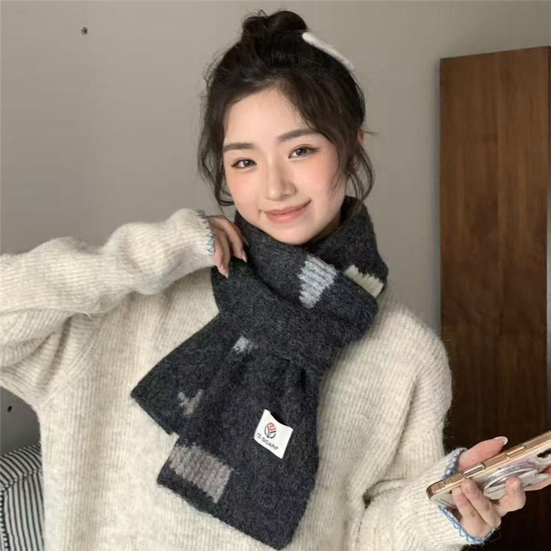 New Knitted Scarf Women's Cloud Pattern Autumn and Winter Korean Version Versatile Cute Girl Student Neck Protector
