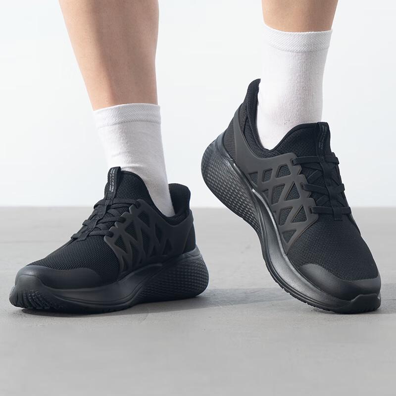 Мужская легкая повседневная обувь Skechers 118308 9