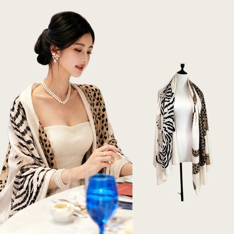 American Retro Leopard Shawl Women's Old Money Style Light Luxury New Temperament Scarf High-end Leopard Print Silk Scarf