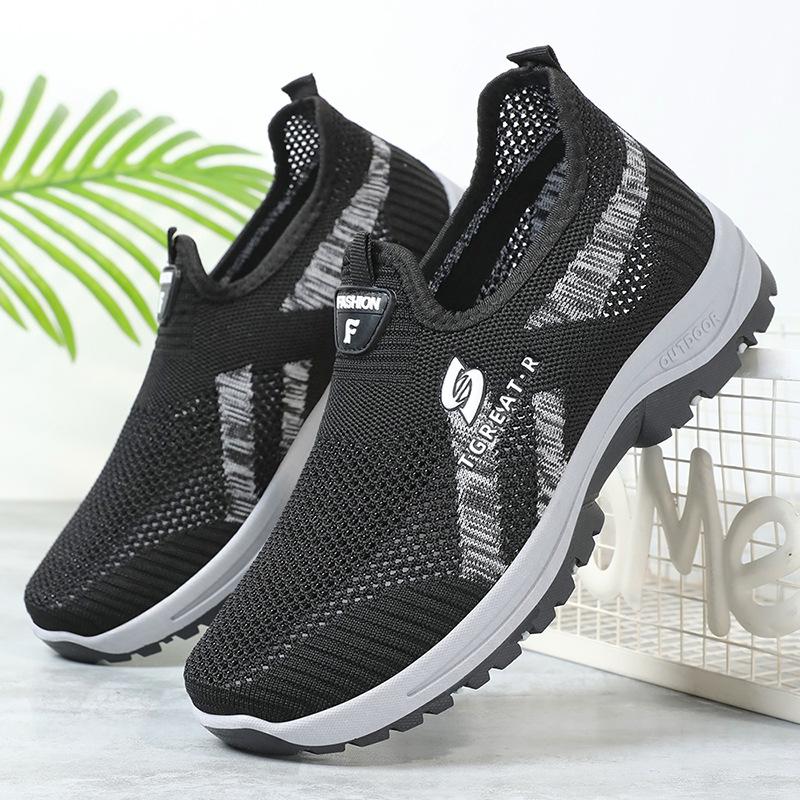 Hollow Out Breathable Mesh Shoes for Men, Lightweight and Comfortable Casual Shoes, Slip Resistant Soft Soled Travel Shoes for One Foot
