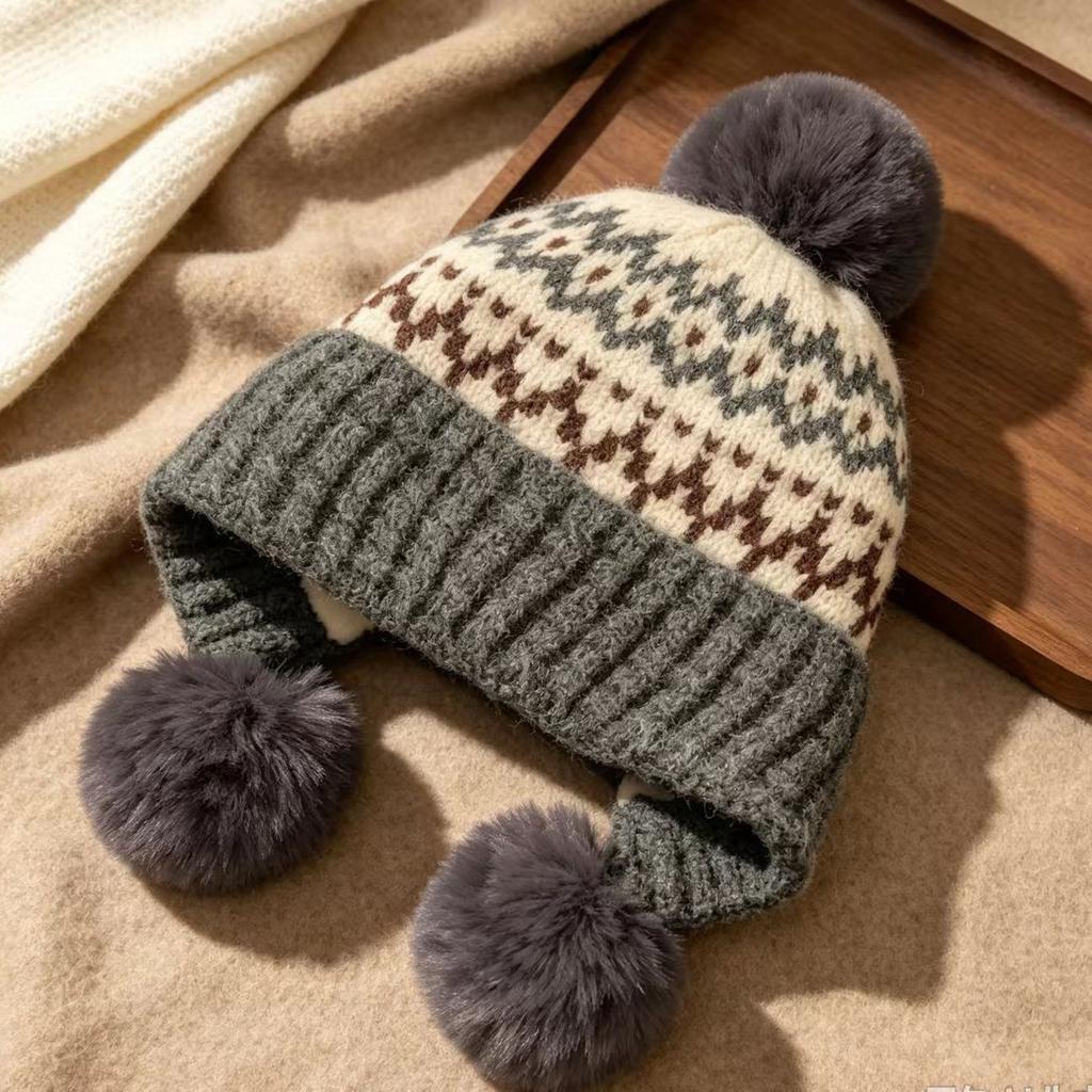 Vintage Fair Island Jacquard Ear Protector Wool Hat Women's Autumn and Winter Fleece Thickened Warm Three Hair Ball Knitted Hat Lei Feng