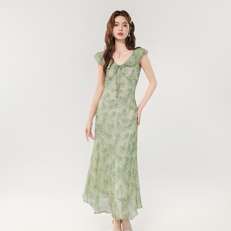 Damen Floral V-Ausschnitt Grünes Kleid - Frühling/Sommer 2026, Urlaubsstil, Fledermausärmel, Tailliert.