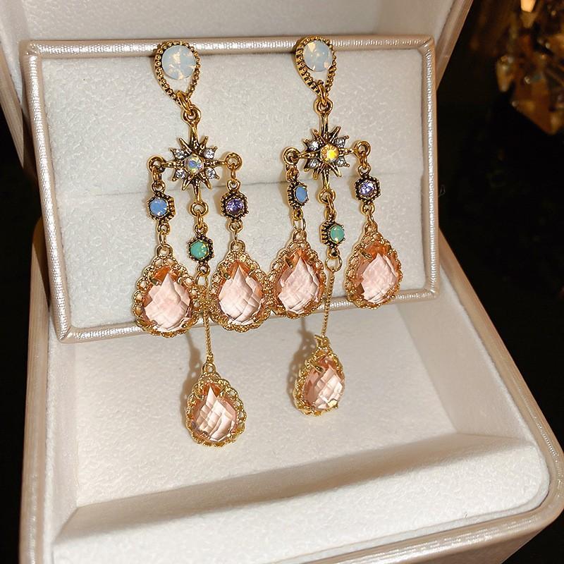 Europäischer und amerikanischer ethnischer Stil, mit Diamanten besetzte Wassertropfen-Quasten-Ohrringe, Steckerohrringe, Damenohrringe, Design-Sinn Nische