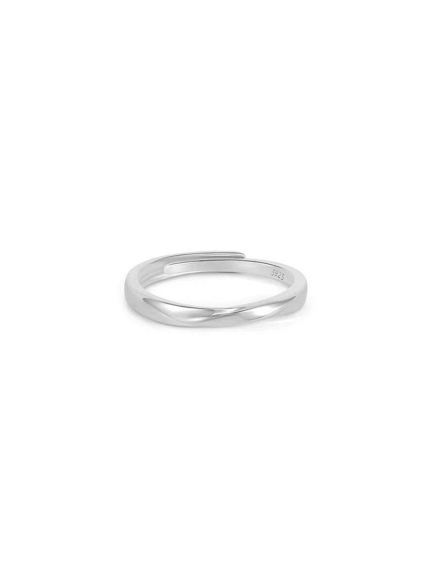 Mobius Strip Couple Rings: Stylish and Simple Unisex Design