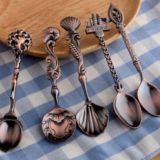 5Pcs/Set Coffee Scoop Antique Graceful Shape Alloy Royal Style Table Spoon for Home