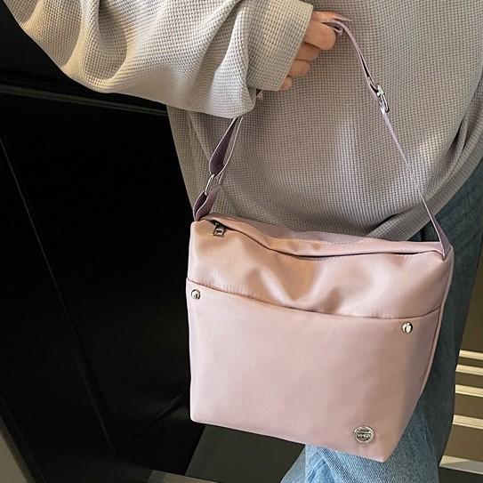 New Fashion Shoulder Bag Versatile Washed Oxford Cloth Bucket Bag Simple Solid Color Texture Shoulder Messenger Bag