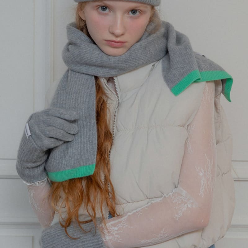 Mellotory Kaschmir 100 Lippenlinien-Schal (hellgrau)