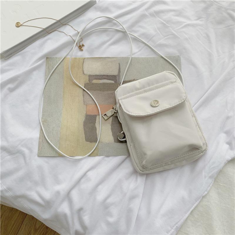 

Маленькая сумка-мессенджер на одно плечо, женская высококлассная маленькая квадратная сумка, повседневная женская поясная сумка, мини-нейлоновая сумка для мобильного телефона. бежевый