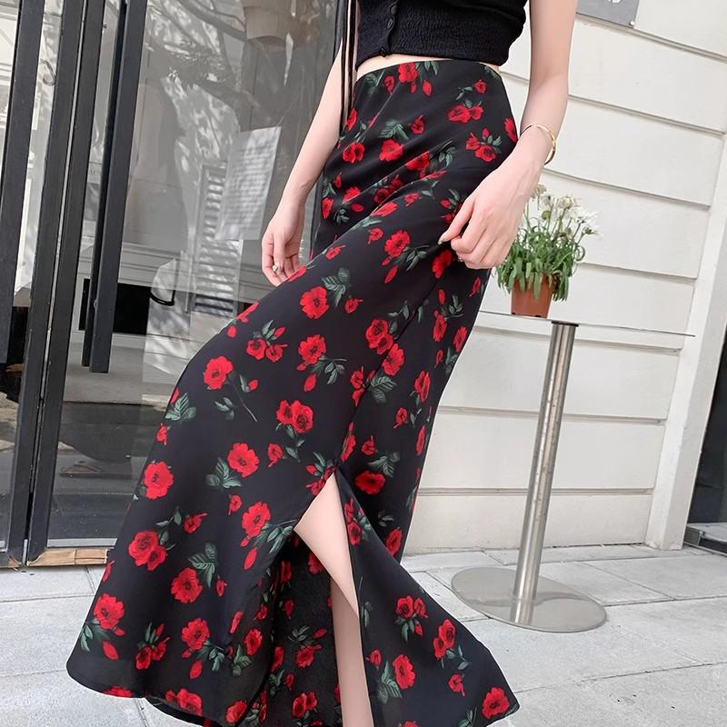 Retro Rose Print High-Waisted Side Slit A-Line Skirt - Women's Spring/Summer 2025 Collection