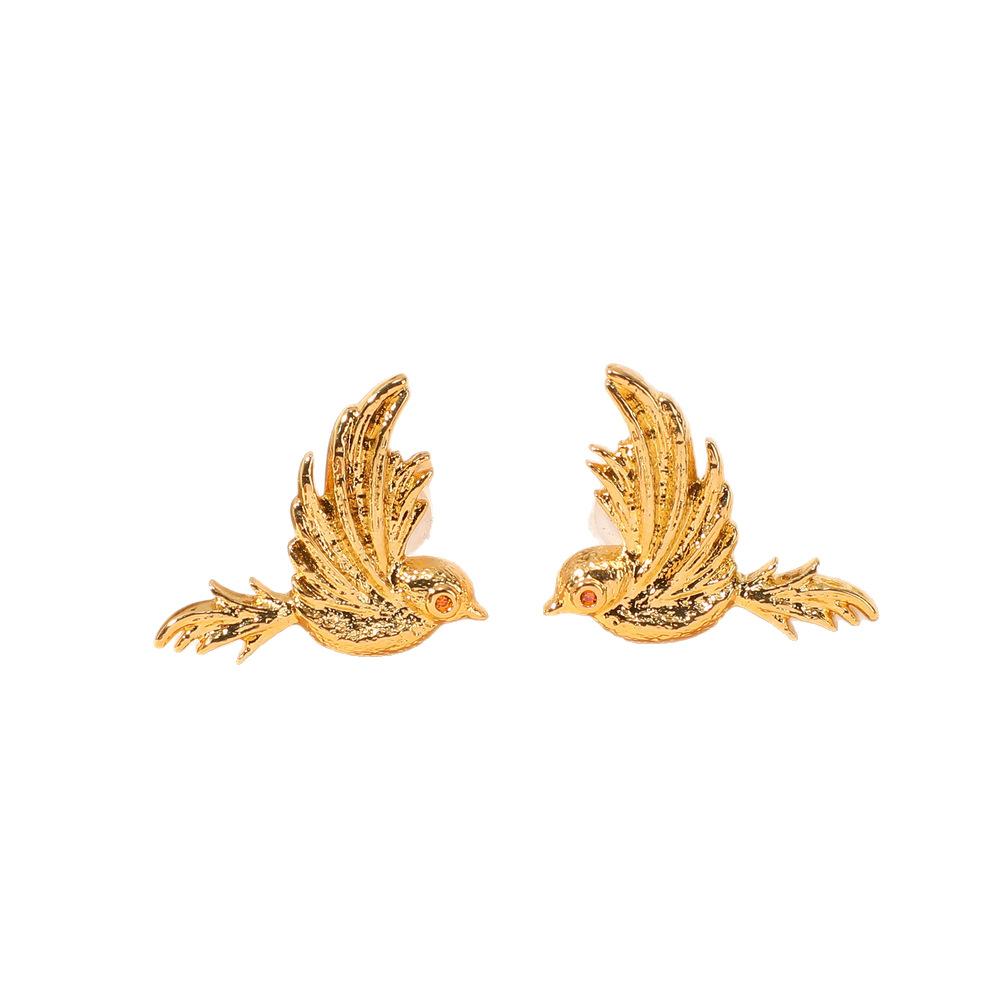 New Chinese retro bird stud earrings women's copper electroplating light luxury niche design earrings