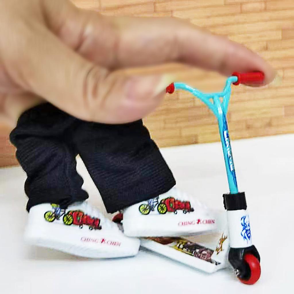 Kreativní sada mini prstových hraček Finger Skateboard/Finger Bike Hračka s botami Košile Finger Scooter Hračka pro děti pro dospělé Favor