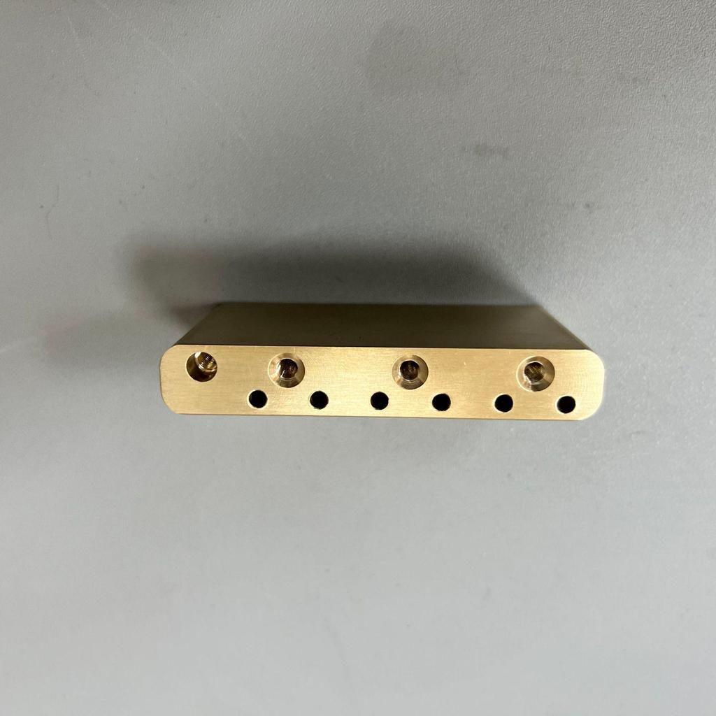 Pure Copper Base Electric Guitar Bridge with Stainless Steel Components