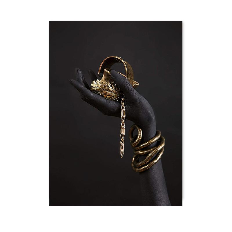 Afrikanische Frau Leinwand Wand Kunst Malerei Poster und Drucke schwarze Frau hält Gold Schmuck Bild für Wohnzimmer Home Decor