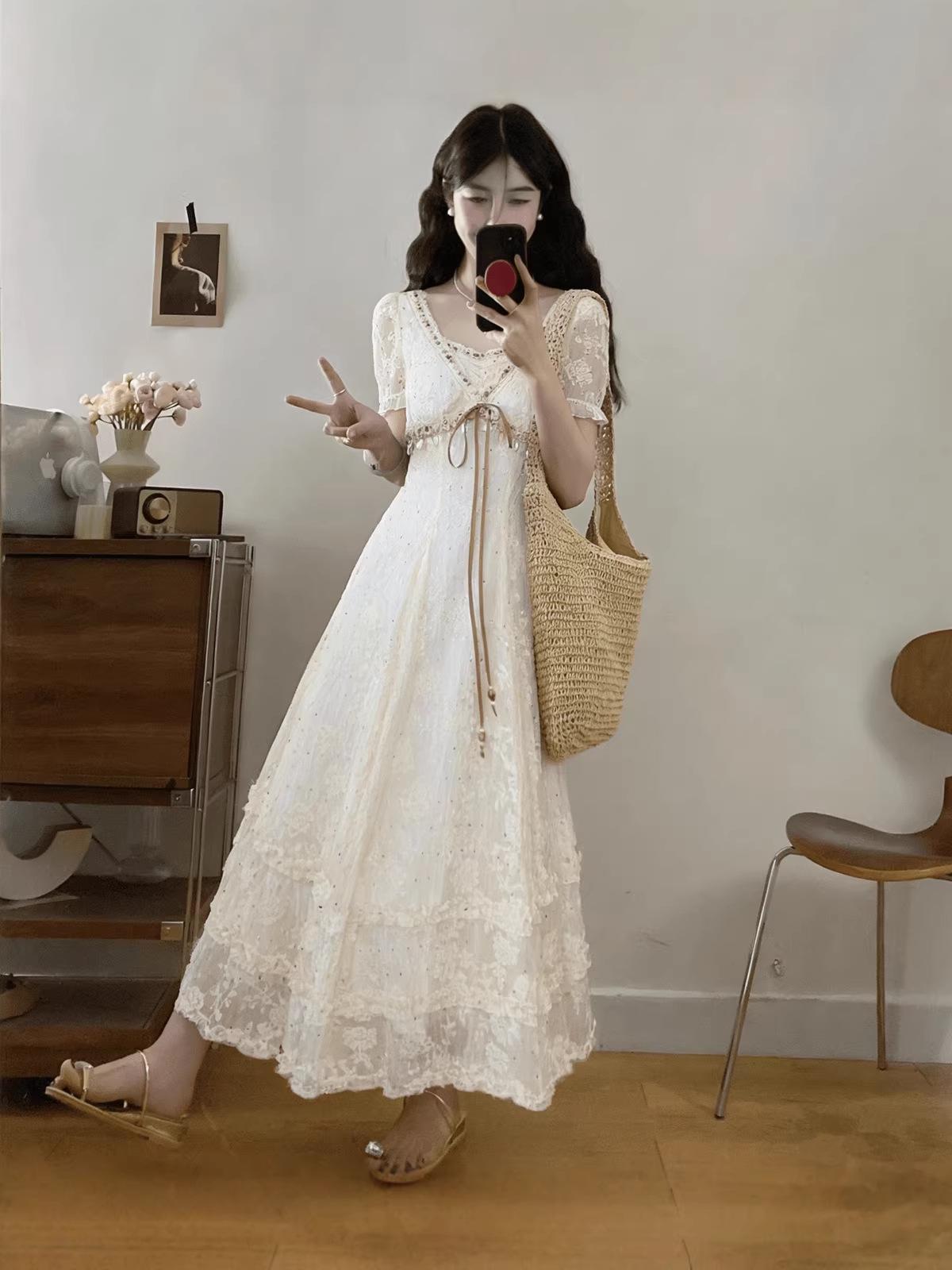 

Plus Size French Style Lace Dress with Puff Sleeves & Cinched Waist XXXL