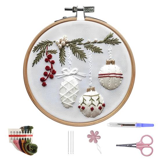 Zestaw do haftu świątecznego dla początkujących i dorosłych Zestaw do haftu krzyżykowego Domek na drzewie krasnala z tamborkiem, igłami i nicią