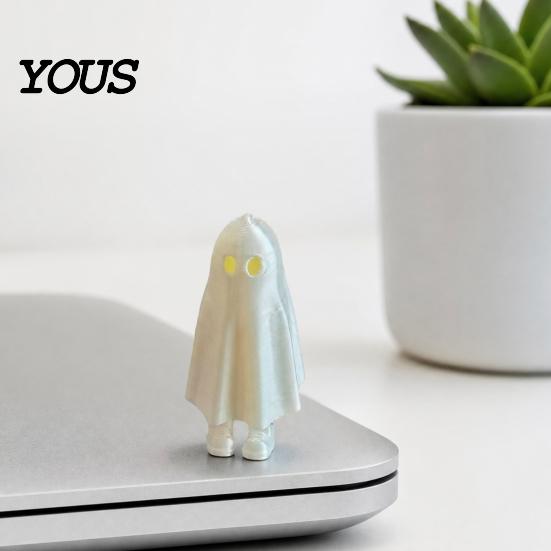 Spooky Ghost Ornament 3D Printed Halloween Figurine, Statue, Movable Joints Matte White Figure Fidget Toy, Desktop Decoration for Home Office,