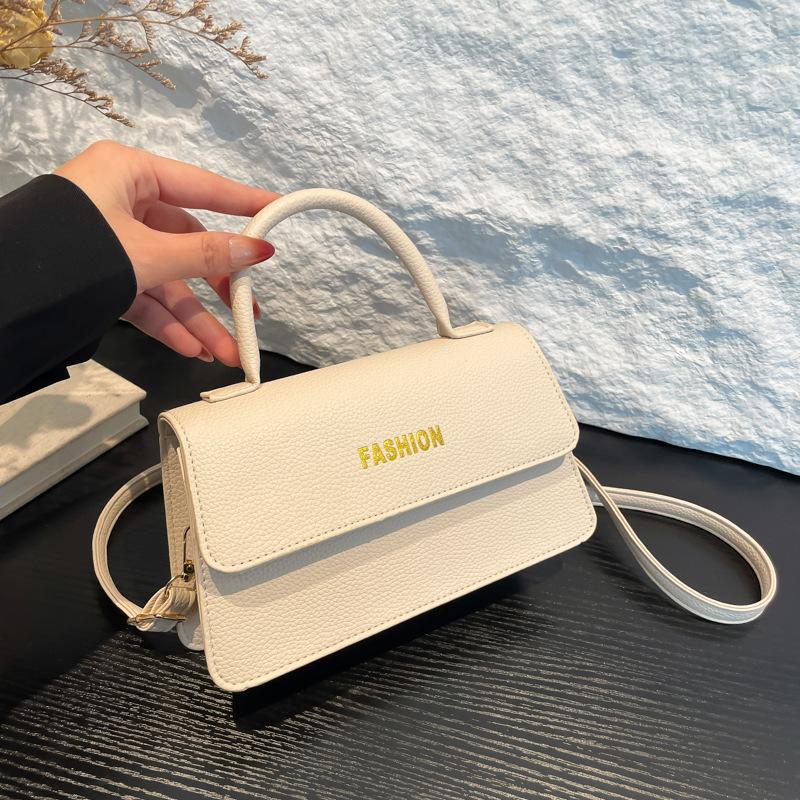 Stylish and high-value portable small square bag 2025 autumn new textured lychee pattern messenger bag